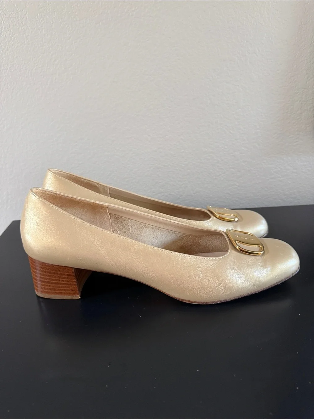 Salvatore Ferragamo gold metallic leather low-heel pump shoes